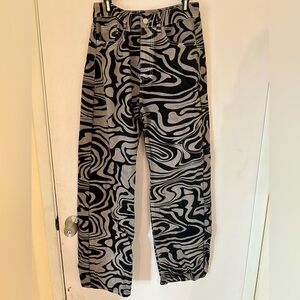 Wavy swirly black & grey wide leg pants (high waist) Size M